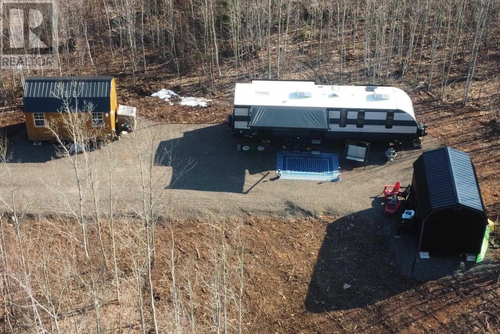 6617 Highway 321 photo 3