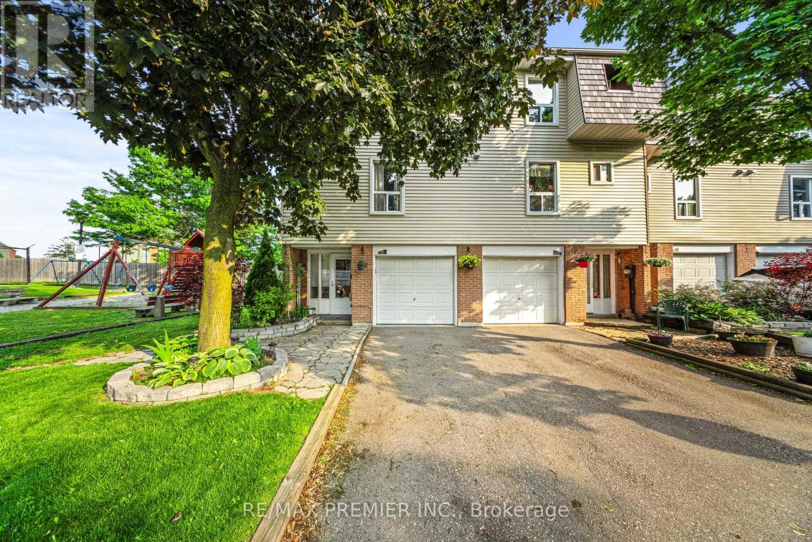 4 bed 2 bath single family at 120 ELLERSLIE ROAD — $699,000
