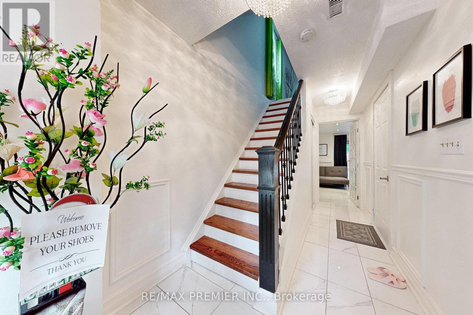120 ELLERSLIE ROAD photo 4
