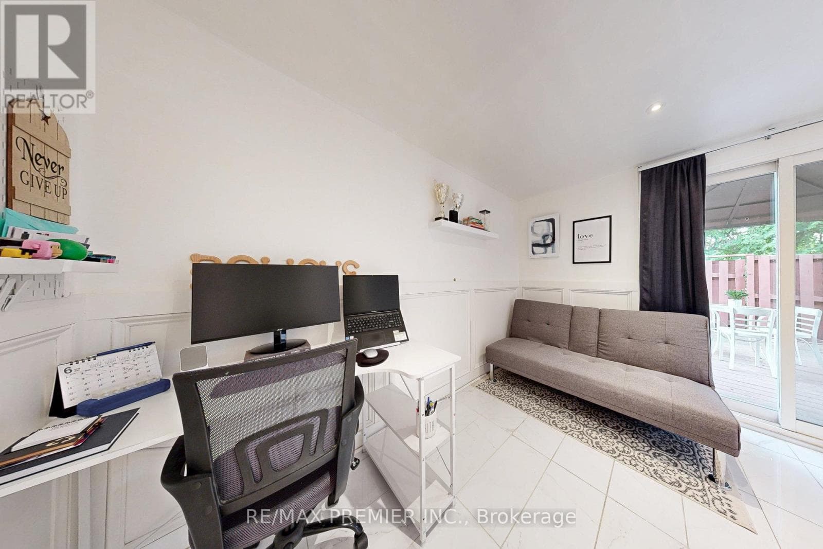 120 ELLERSLIE ROAD photo 5
