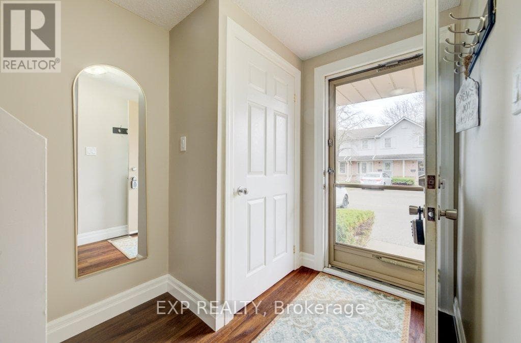 34 - 180 MARKSAM ROAD photo 5