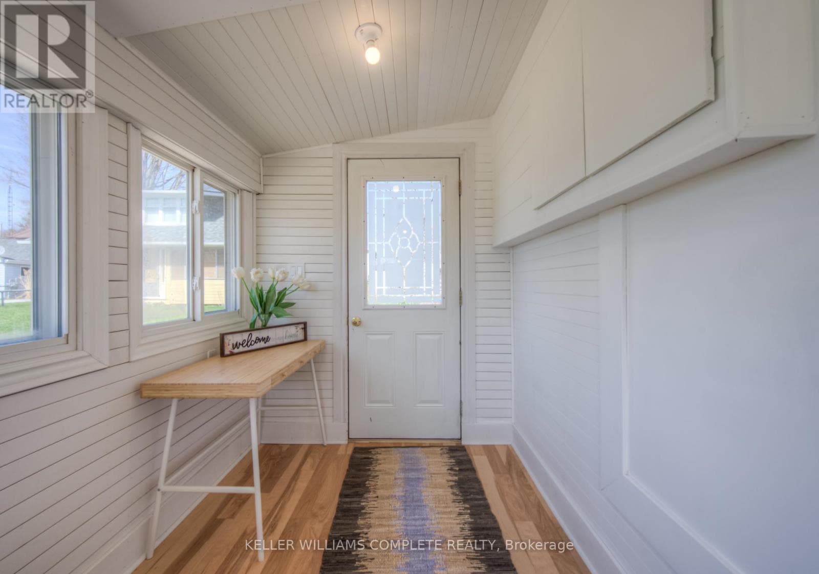 11C GLENWOOD STREET photo 2