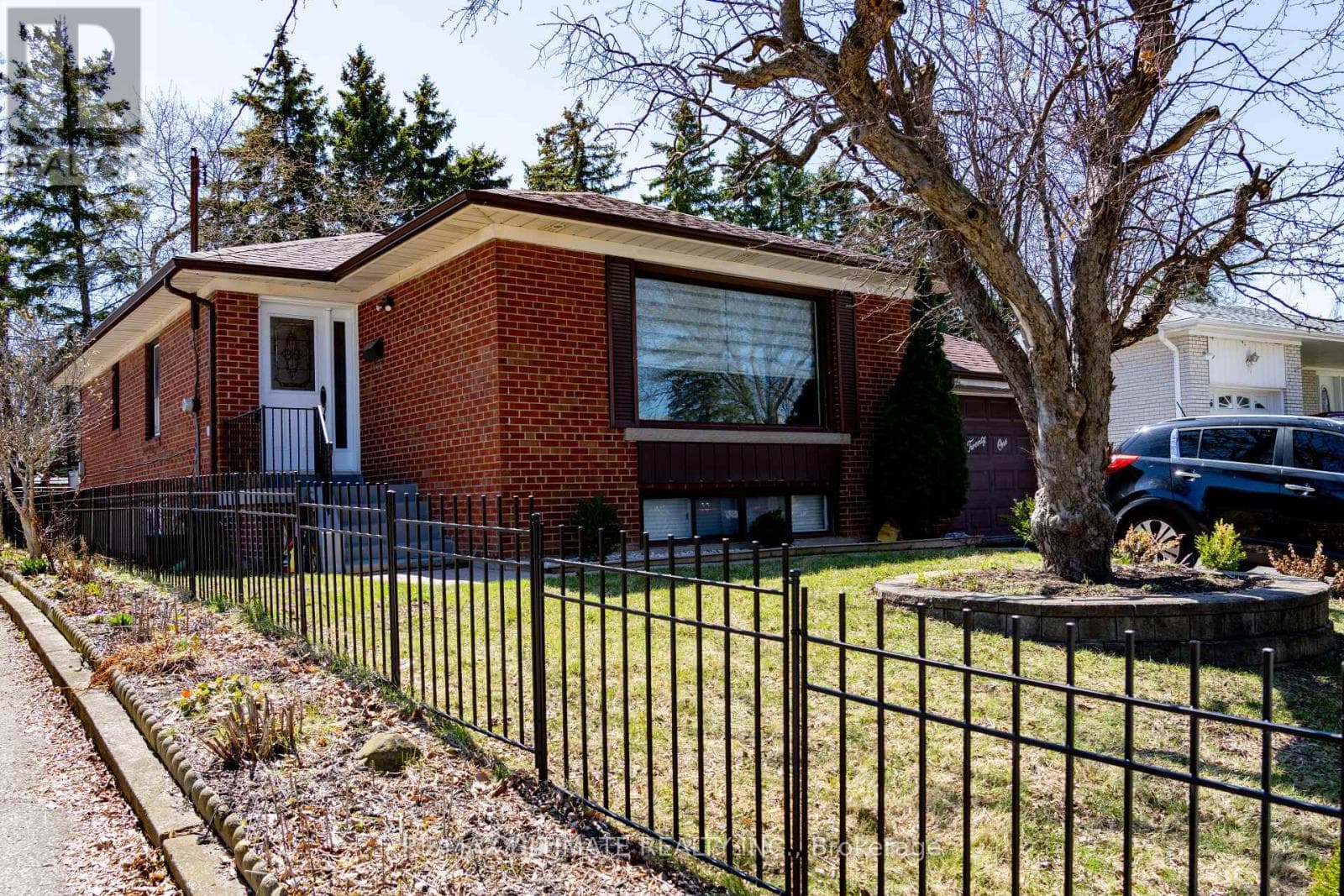 21 BENWAY DRIVE photo 3