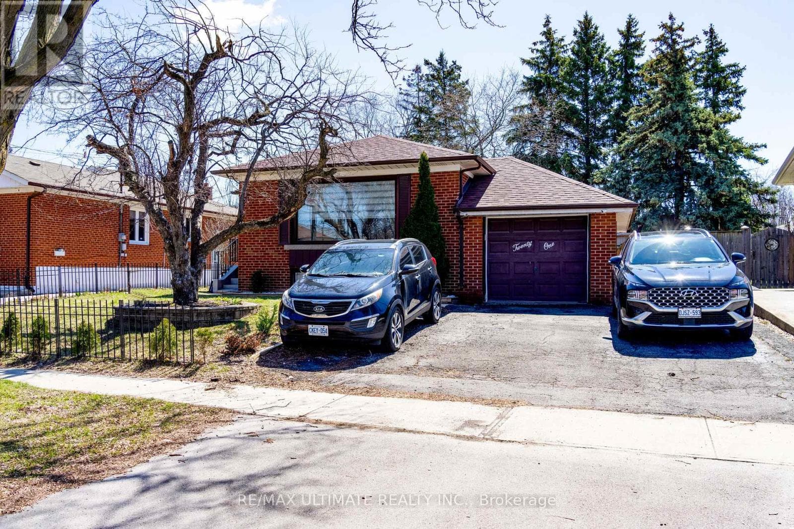 21 BENWAY DRIVE photo 2