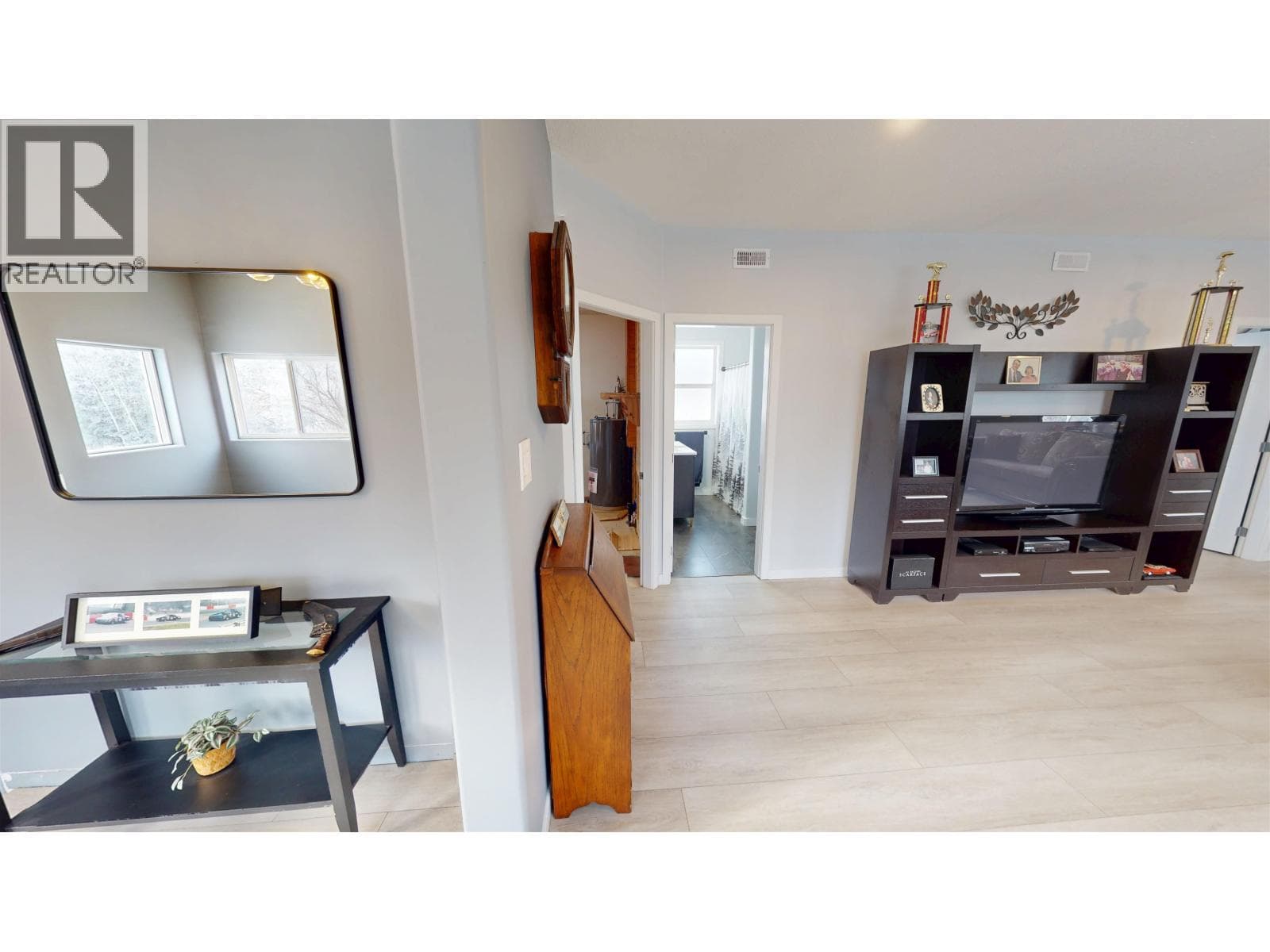 2107 RAWLINGS ROAD photo 5