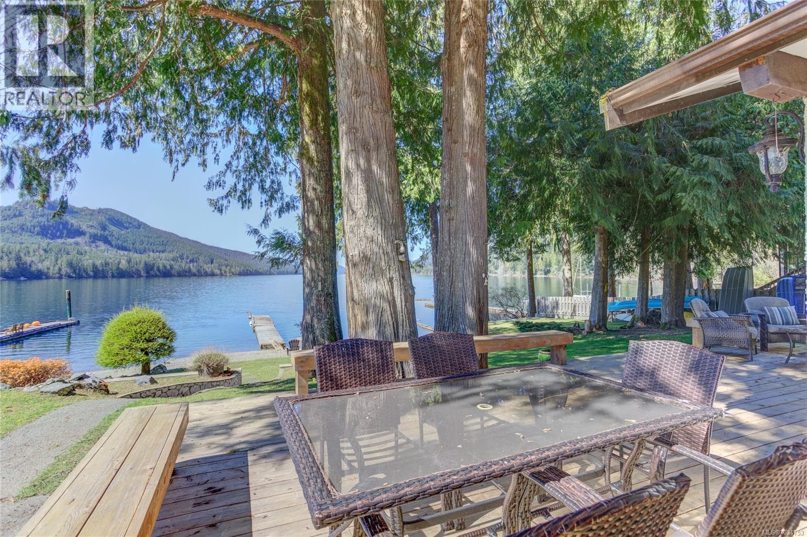 7774 Sunset Dr photo 2