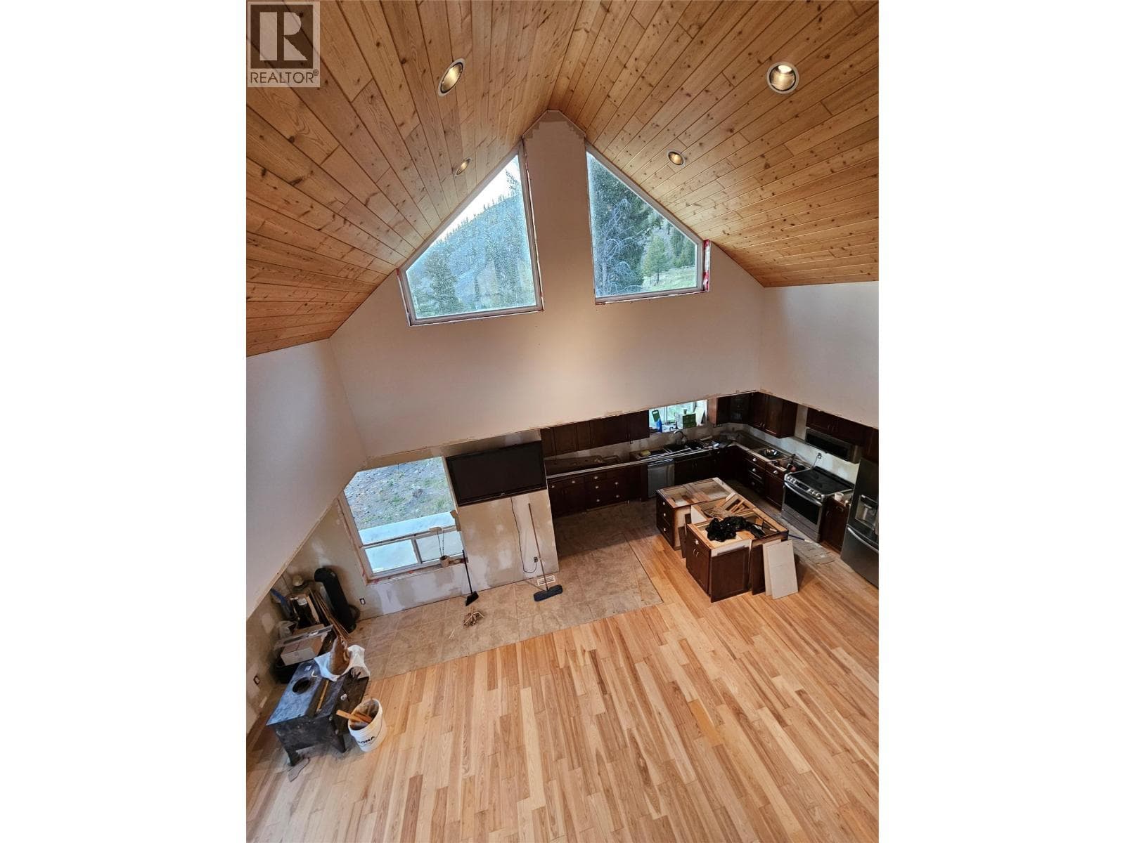 1600 Loon Lake Road photo 5