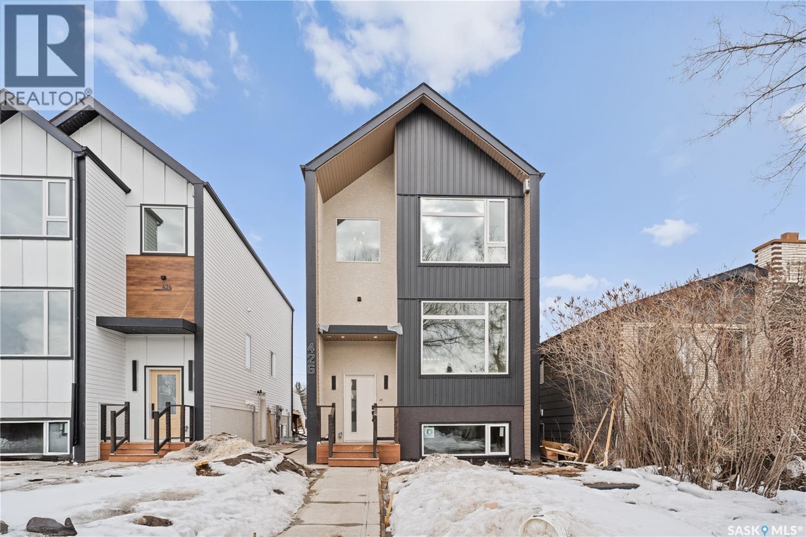 426 Empress STREET