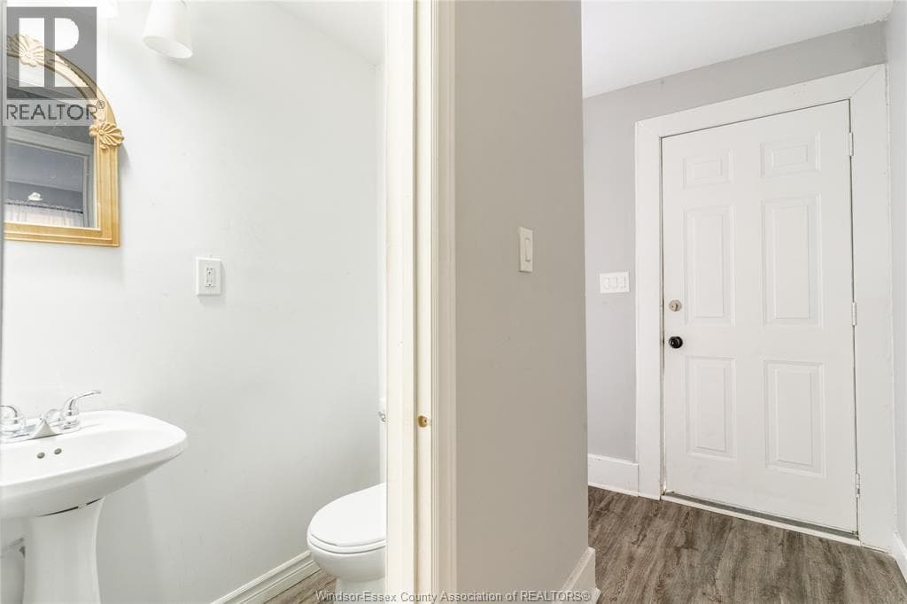357 Josephine AVENUE photo 4