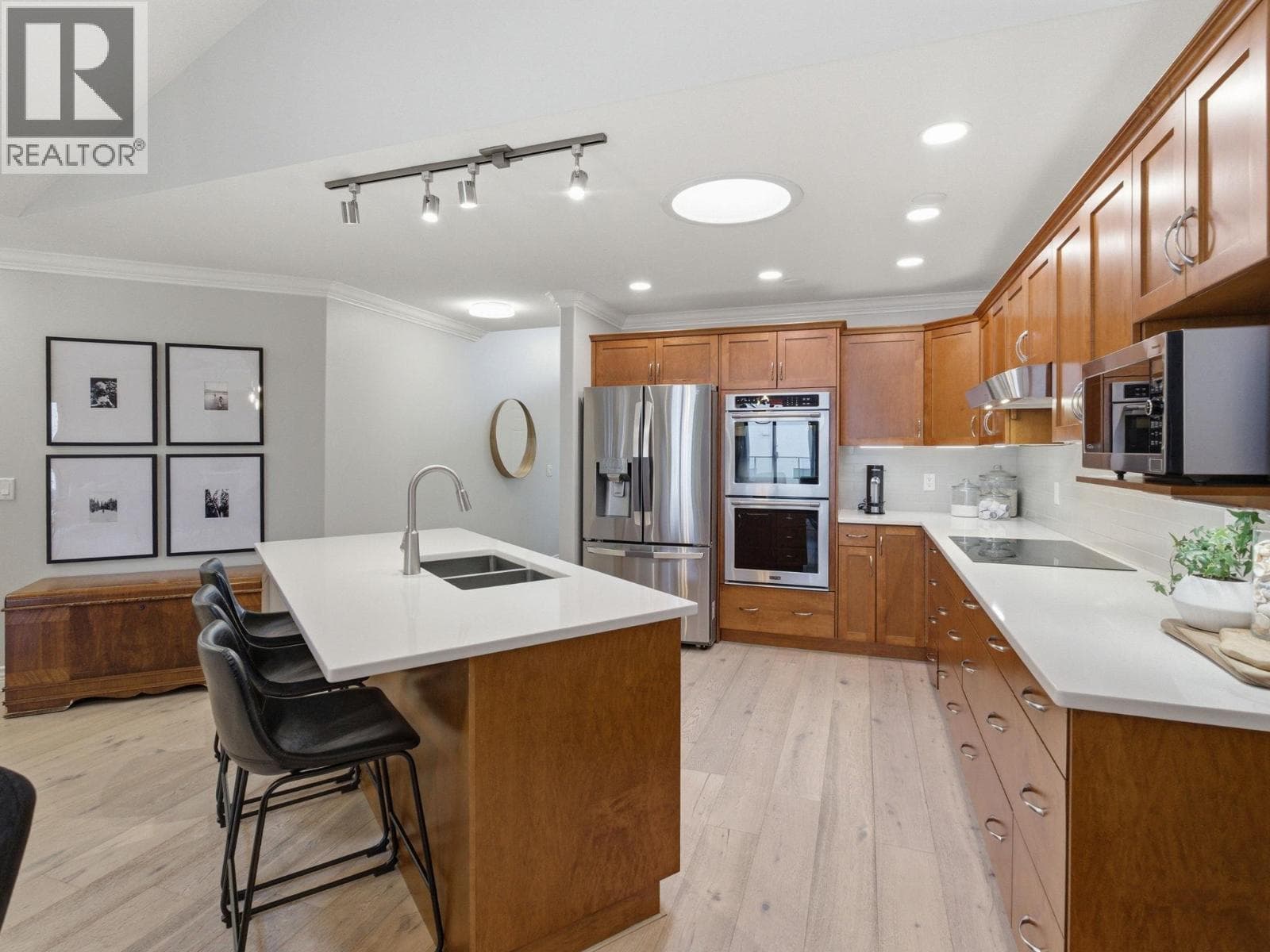 2100 Boucherie Road Unit# 8 photo 4
