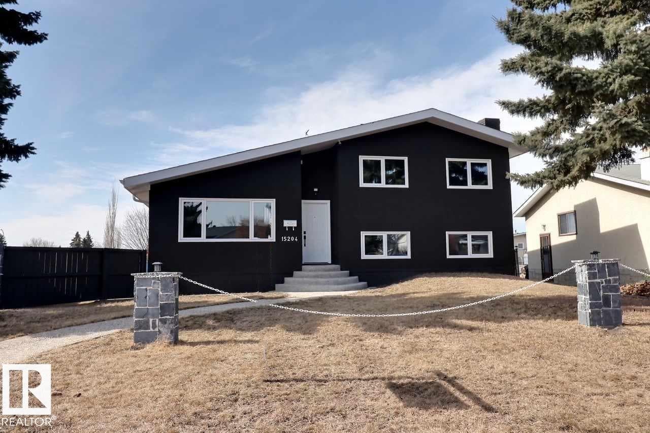 5 bed 4 bath single family at 15204 94 ST NW — $449,000