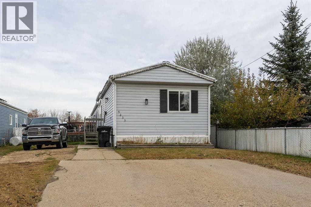 3 bed 2 bath single family at 5233 47 Street — $191,900