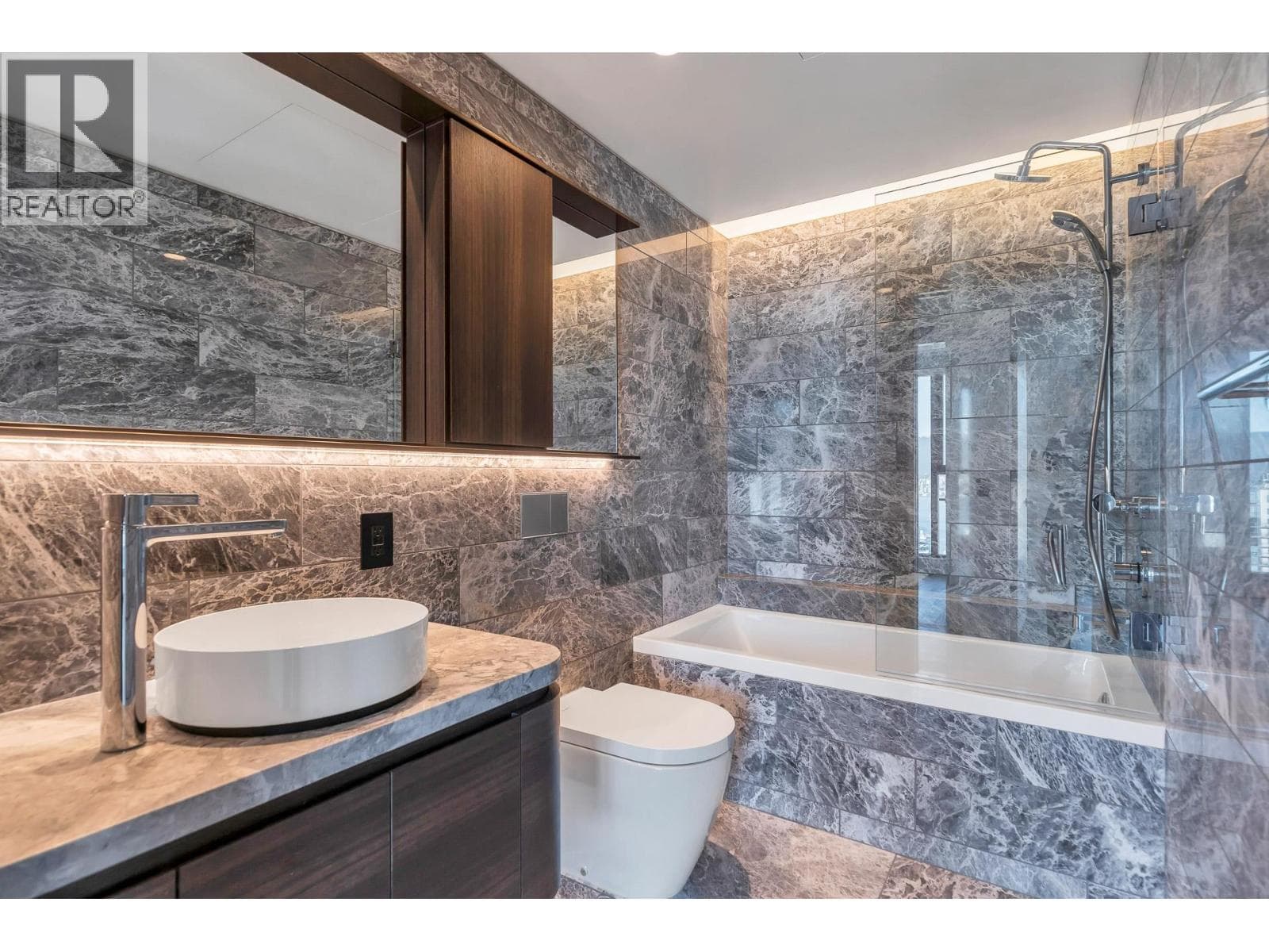 2402 1482 ROBSON STREET photo 5