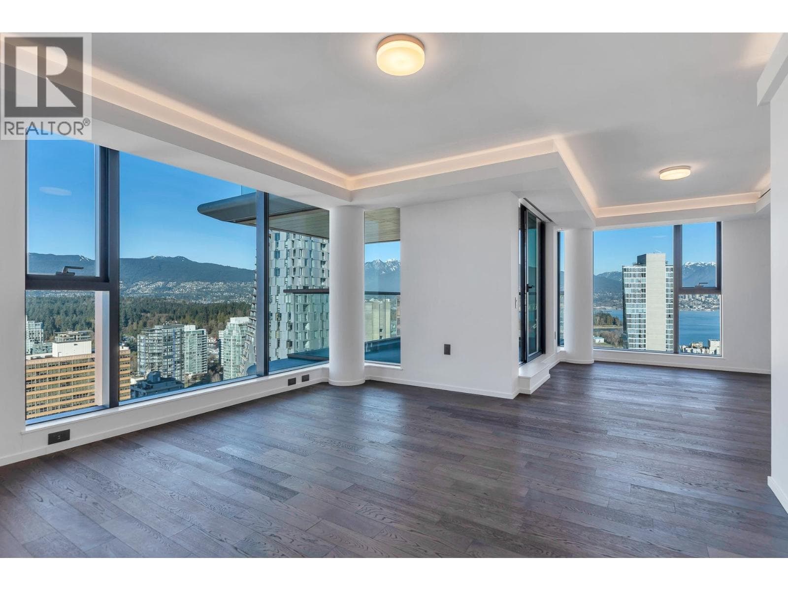 2402 1482 ROBSON STREET photo 3