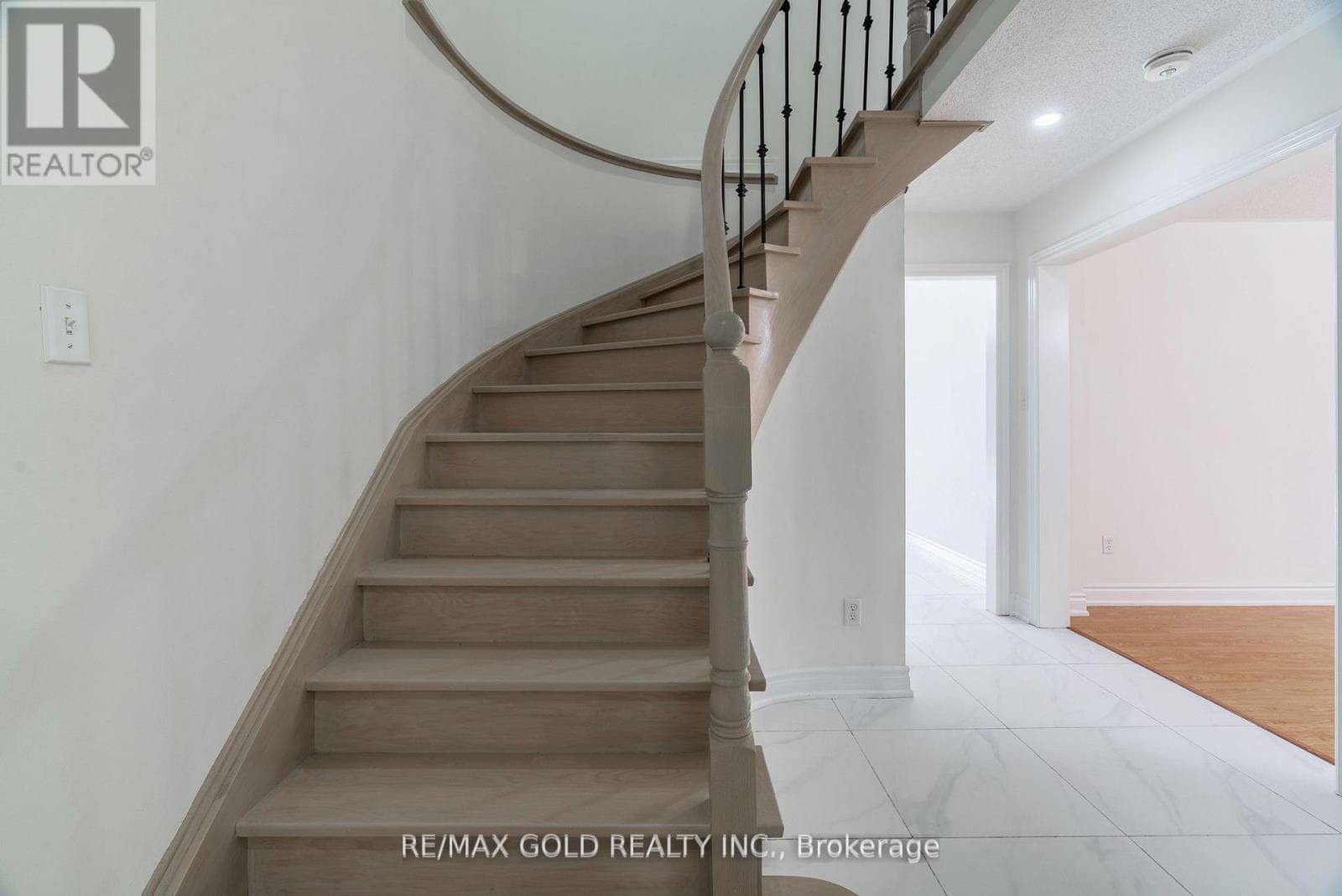 51 TIGERLILY PLACE photo 4