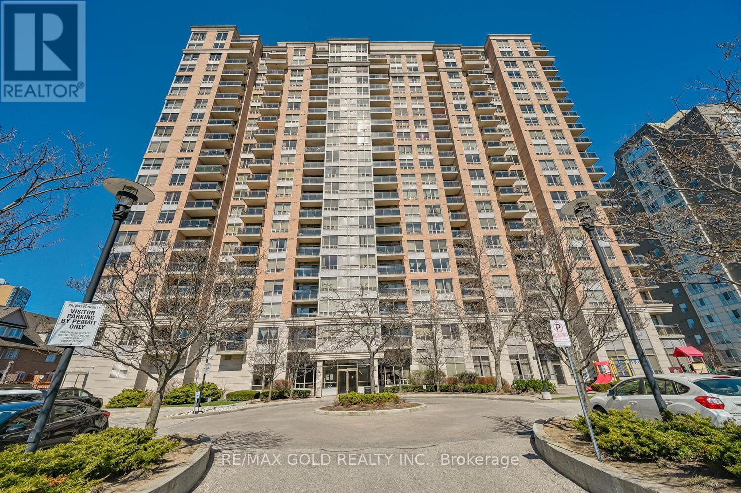 2 bed 2 bath single family at 1411 - 55 STRATHAVEN DRIVE — $575,000