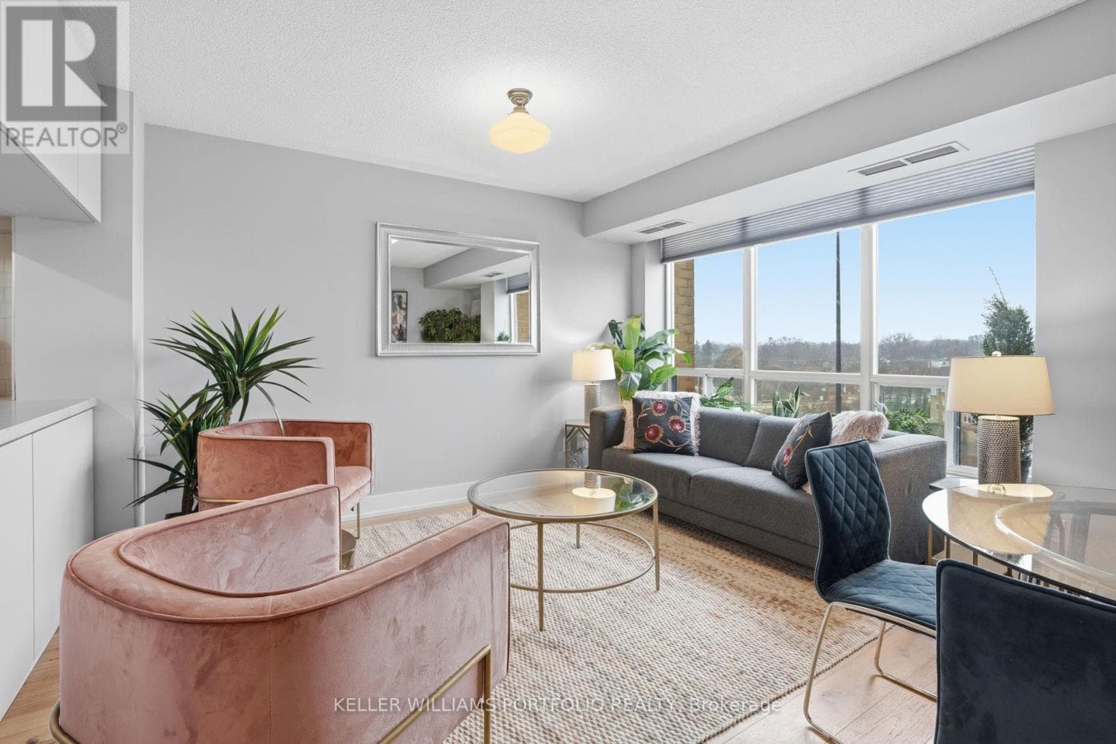 1 bed 1 bath single family at 802 - 190 MANITOBA STREET — $499,999