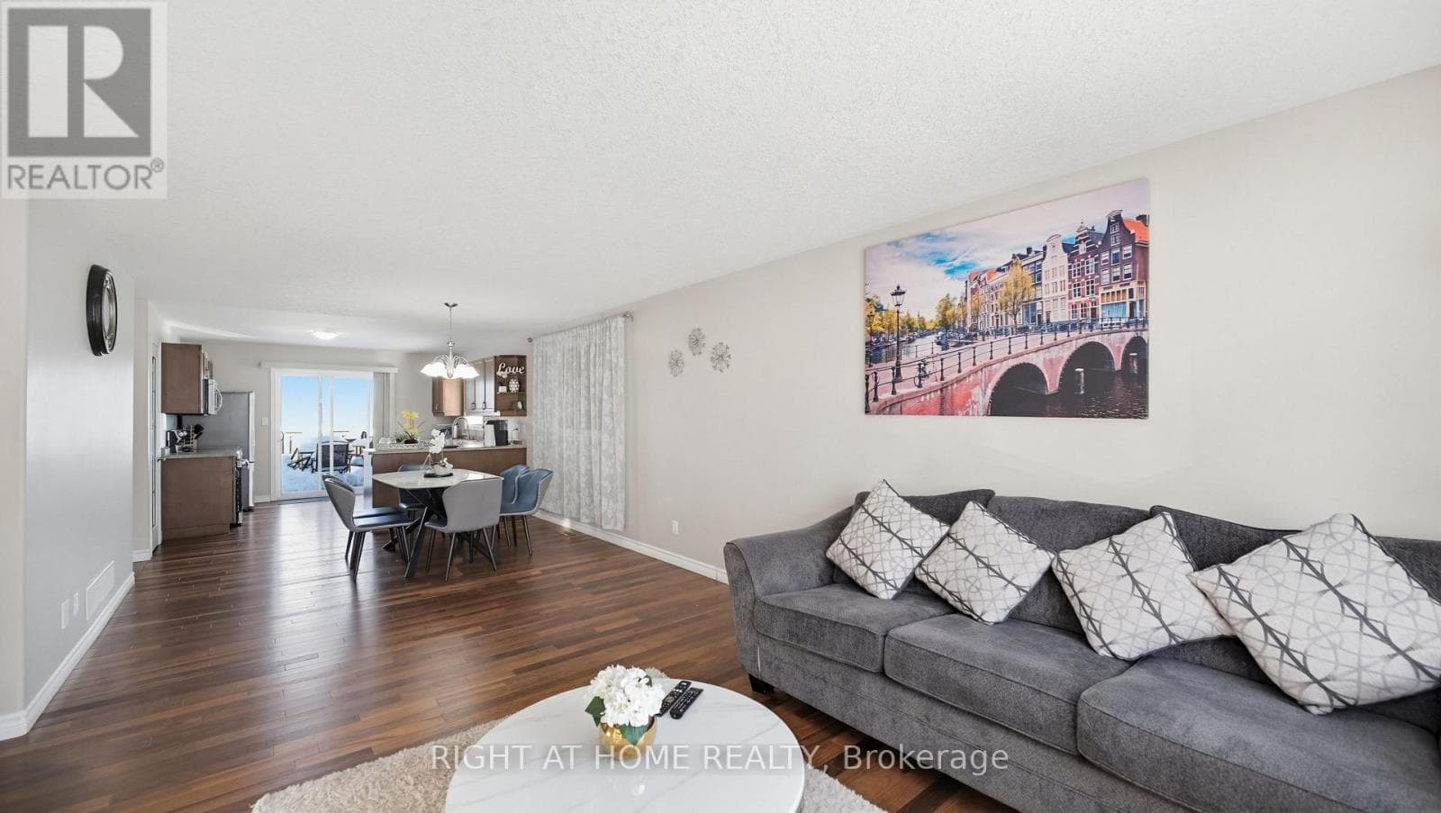 73 FRANK STREET photo 2