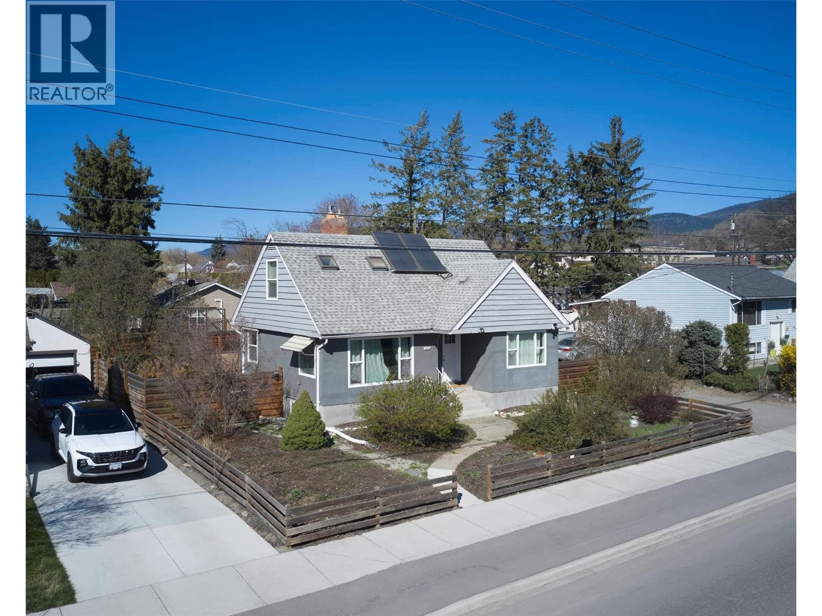 1505 32 Avenue photo 5