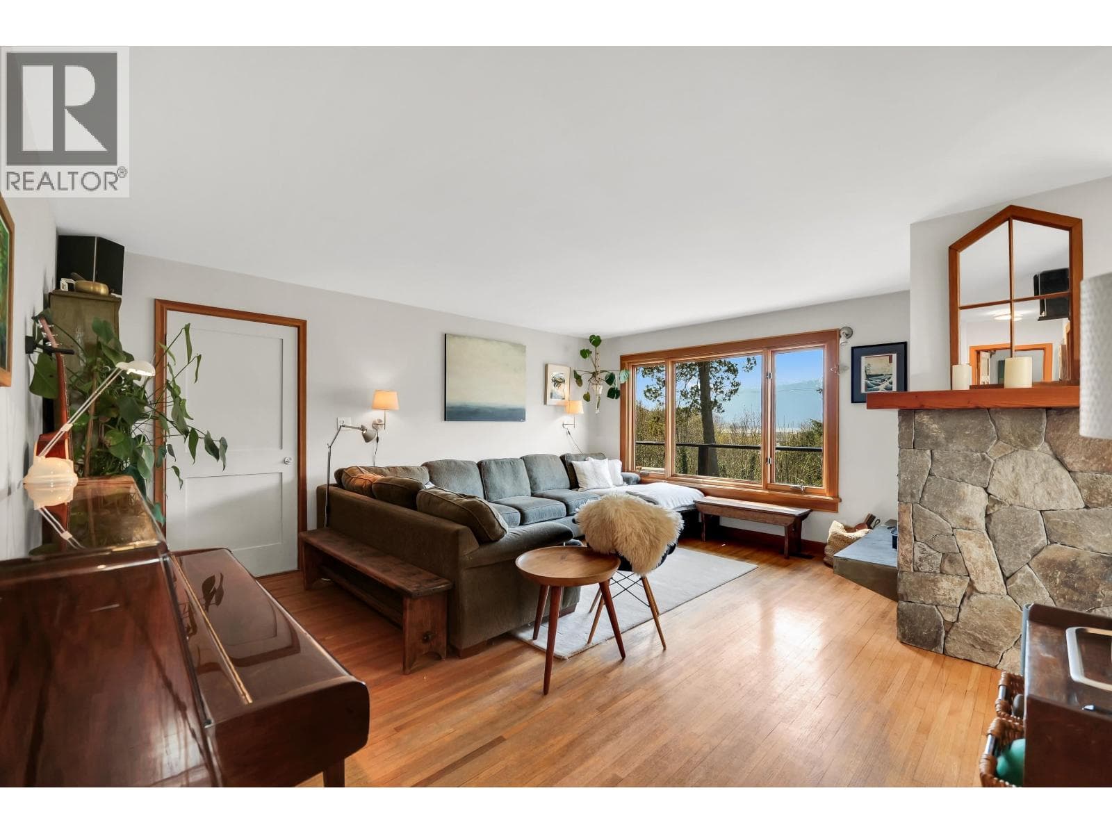 38263 VIEW PLACE photo 3