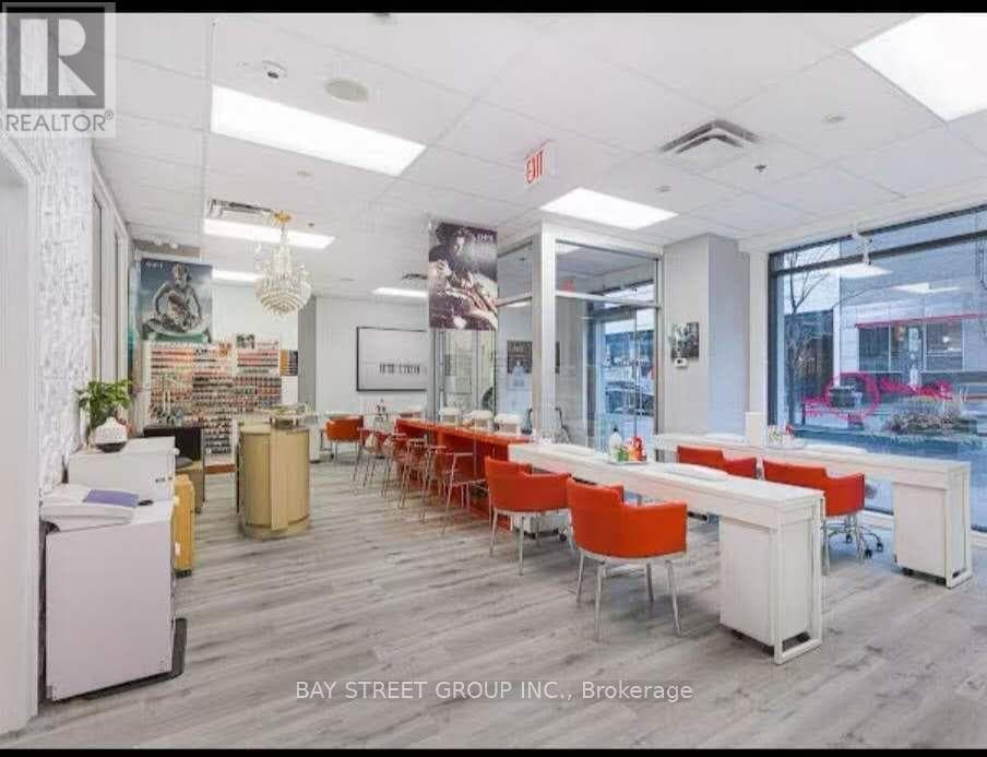 85 BLOOR STREET E photo 2