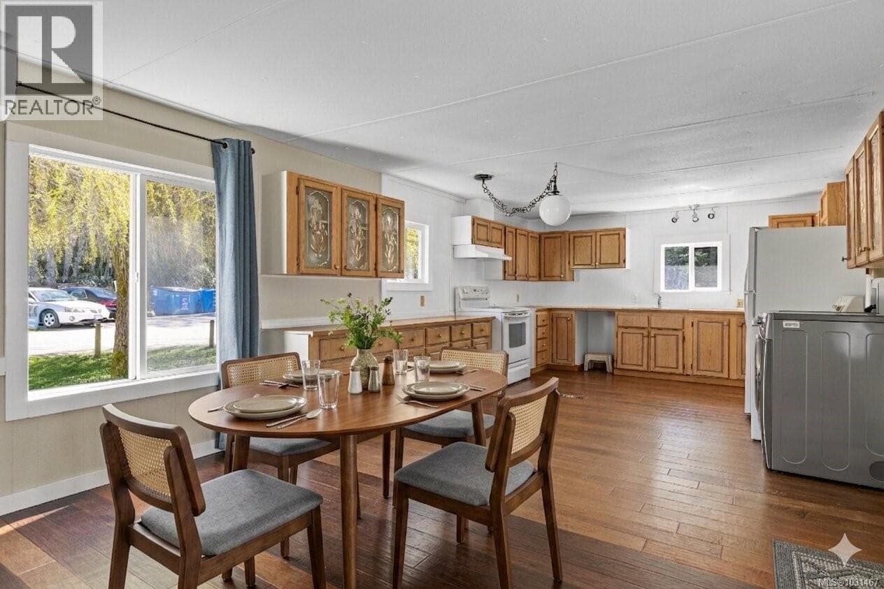 14 1801 Schafers St photo 4