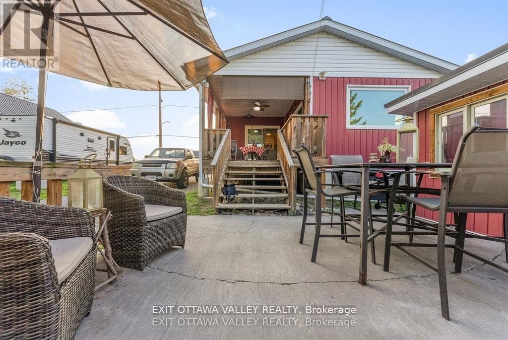 44 LACROIX BAY ROAD photo 4