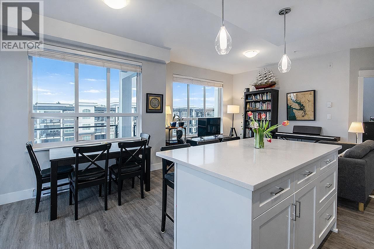 3 bed 2 bath single family at 3614 2180 KELLY AVENUE — $699,900