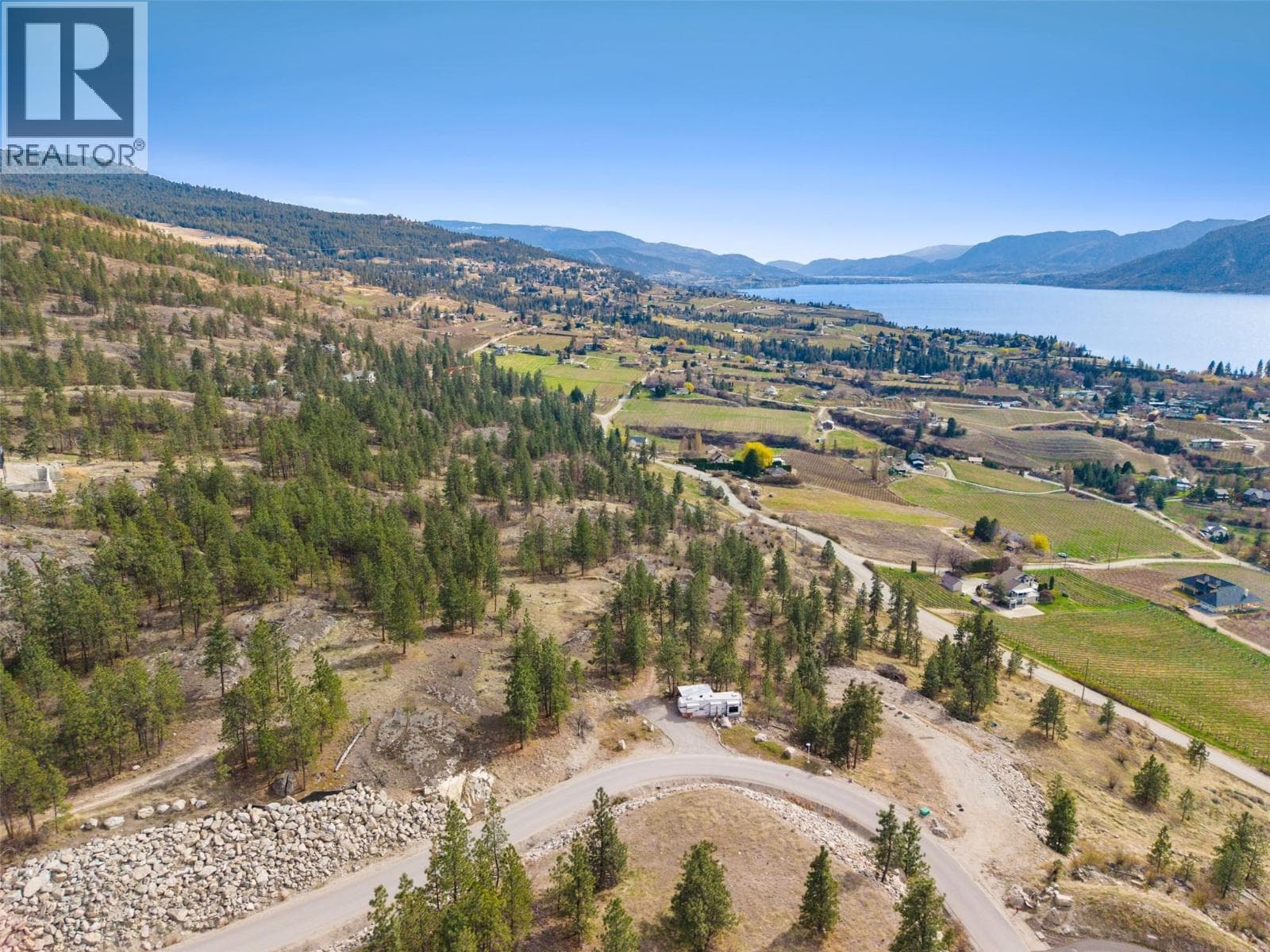 4650 North Naramata Road Unit# 7 photo 4