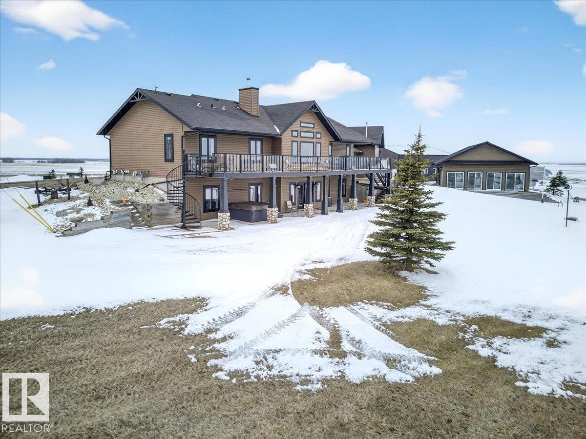 531064 Range Road 174 photo 2