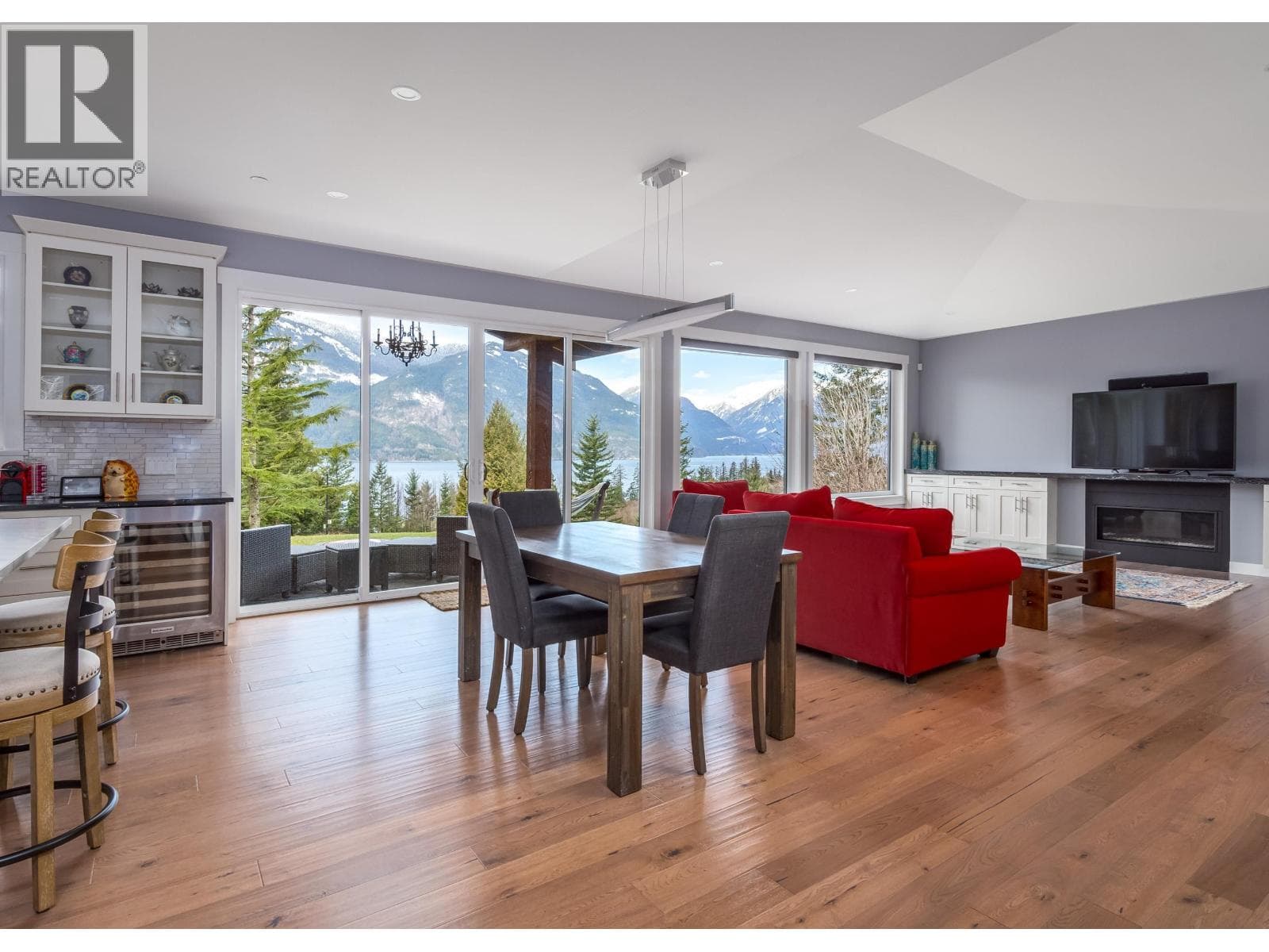 3 bed 3 bath single family at 1 300 FURRY CREEK DRIVE — $2,298,000