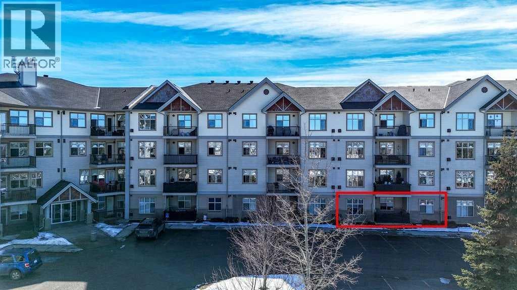 114, 100 Lakeway Boulevard photo 2