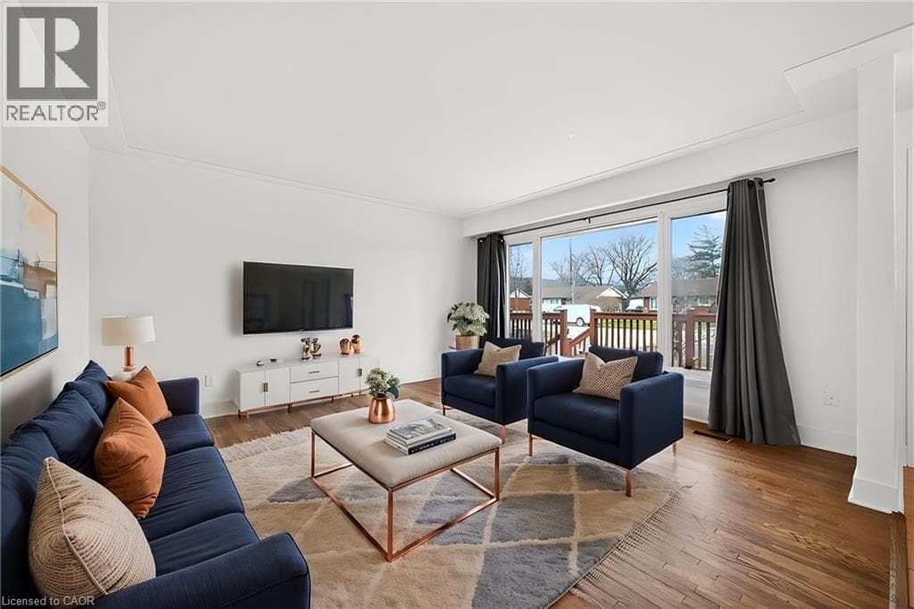 226 BEL-AIR Avenue photo 4