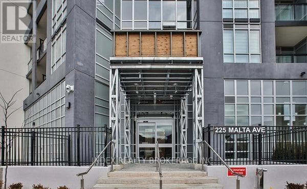 302 - 225 MALTA AVENUE photo 2