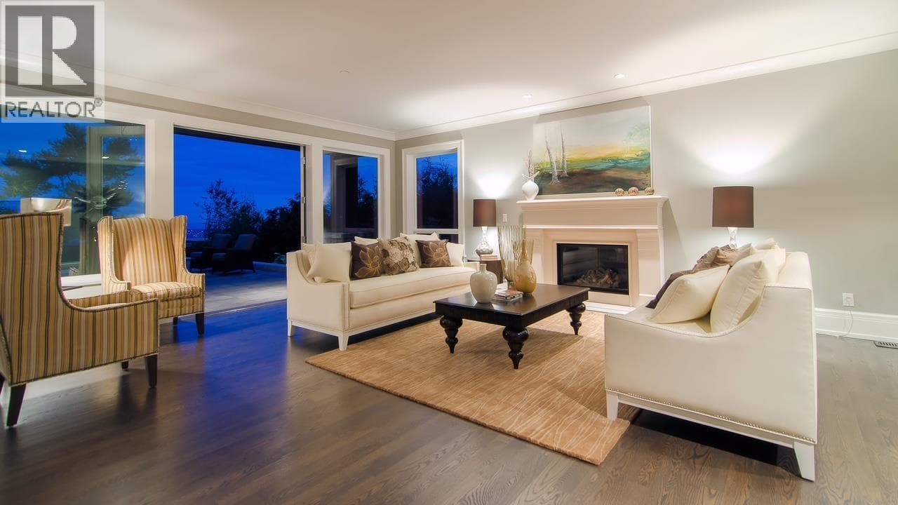 1122 HIGHLAND DRIVE photo 4