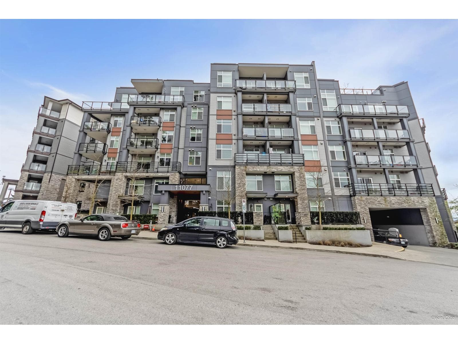 608 11077 RAVINE ROAD photo 2