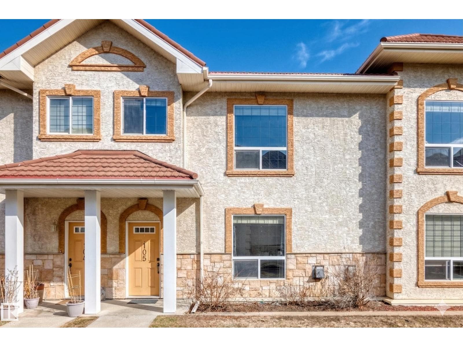 3 bed 3 bath single family at #105 13825 155 AV NW — $260,000