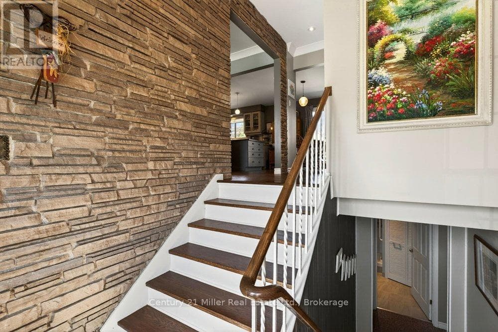 86 WATERFORD DRIVE photo 5