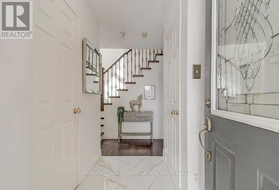 133 LONG POINT DRIVE photo 5