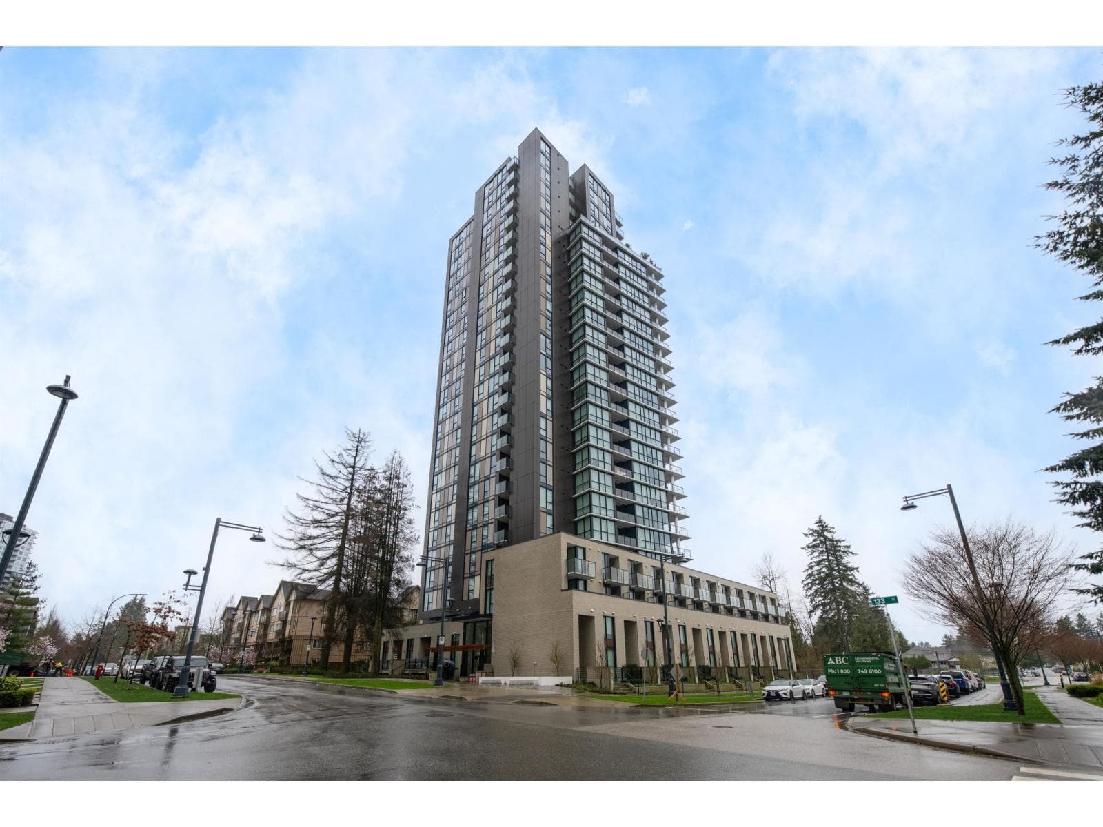 1 bed 1 bath single family at 1801 10333 133 STREET — $480,000