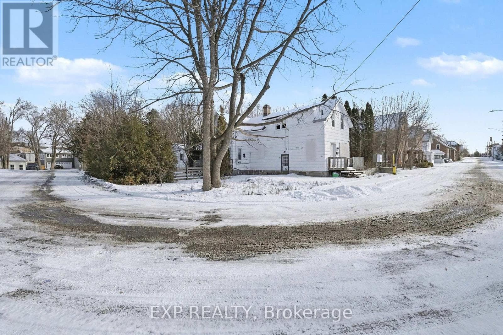 135 CHARLES STREET photo 4