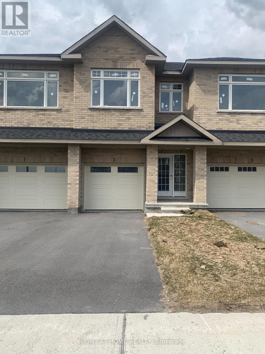 3 bed 3 bath single family at 3 WYLIE WAY — $569,000