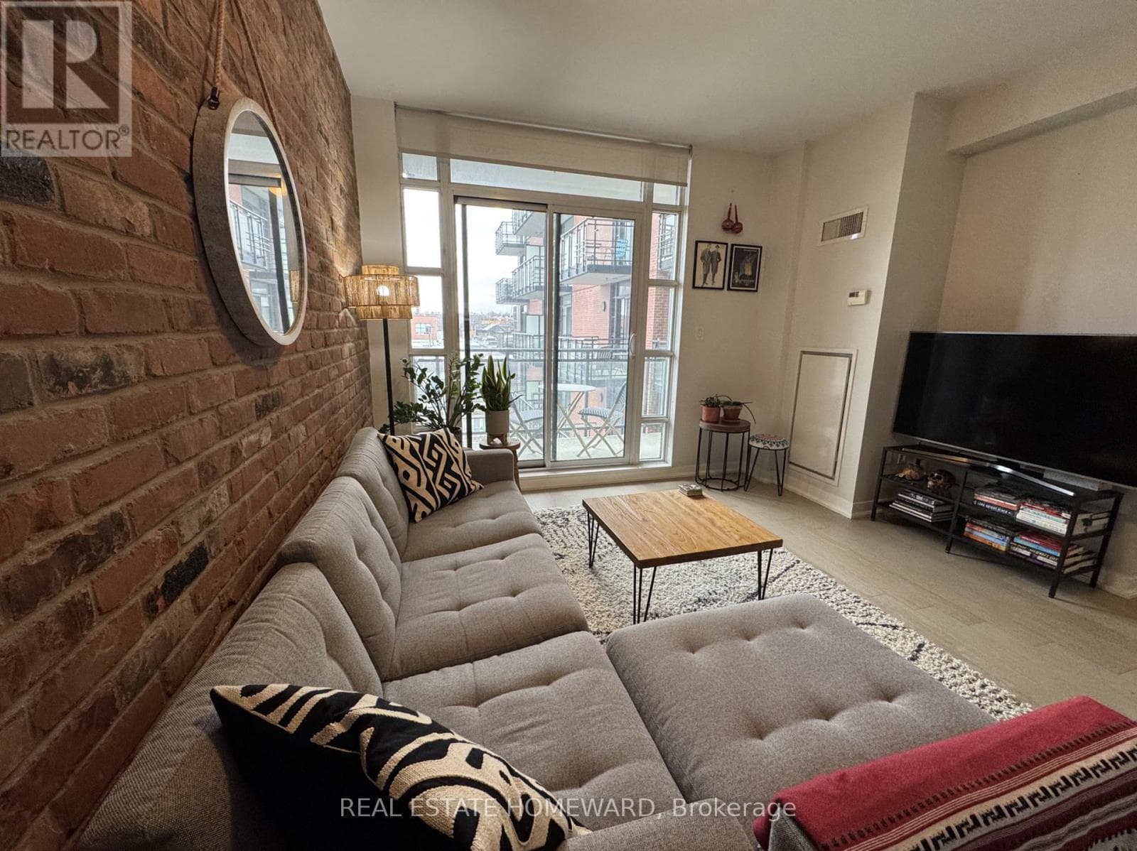 407 - 88 COLGATE AVENUE photo 4