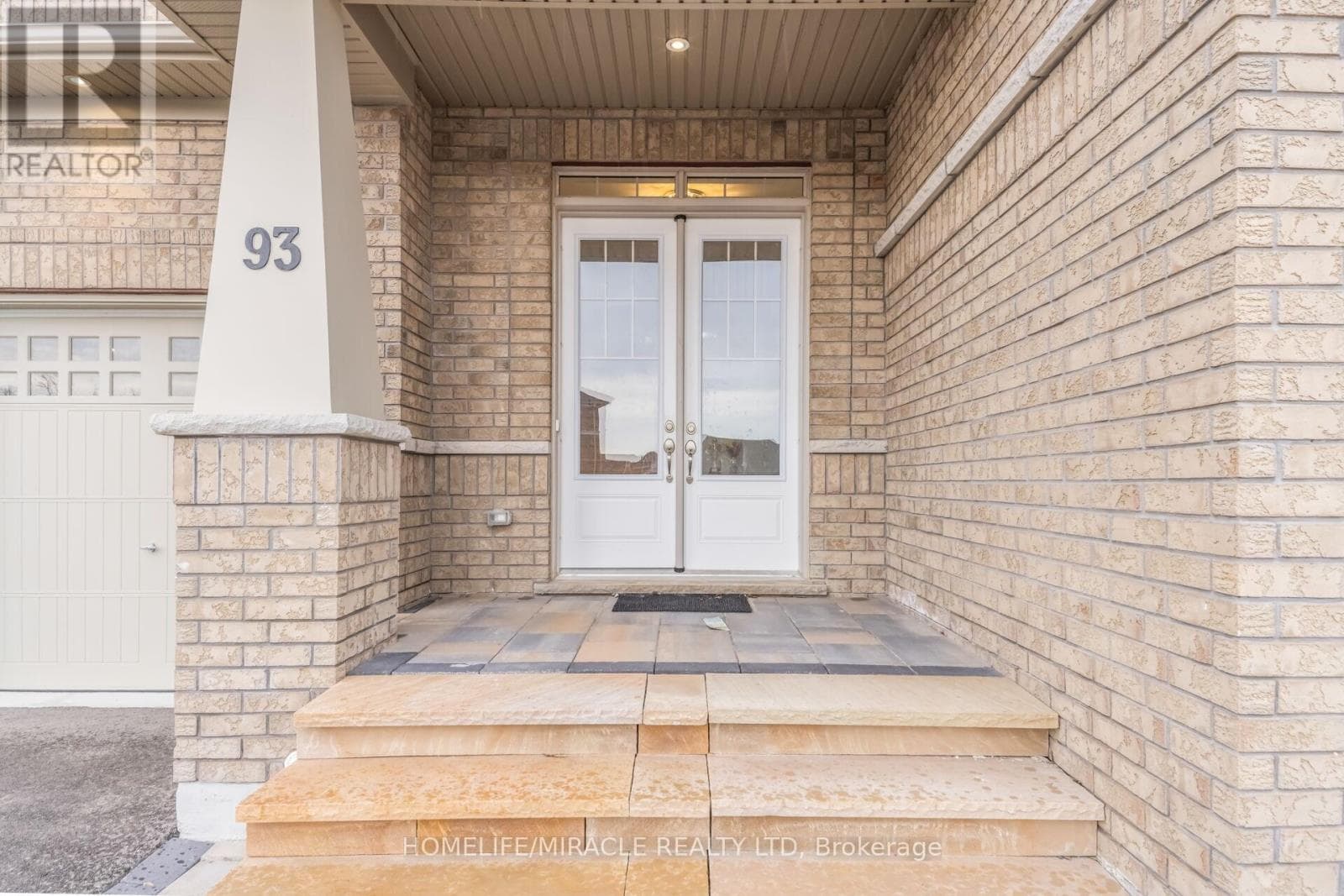 93 TRAIL BOULEVARD photo 4
