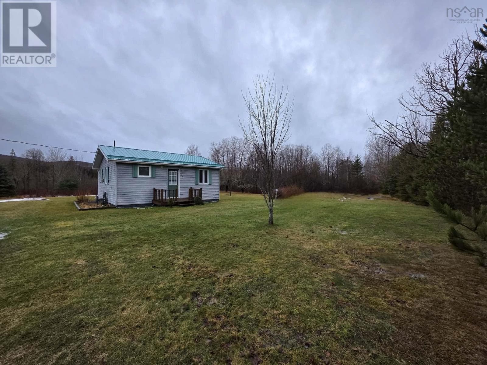 296 Valley Road photo 5