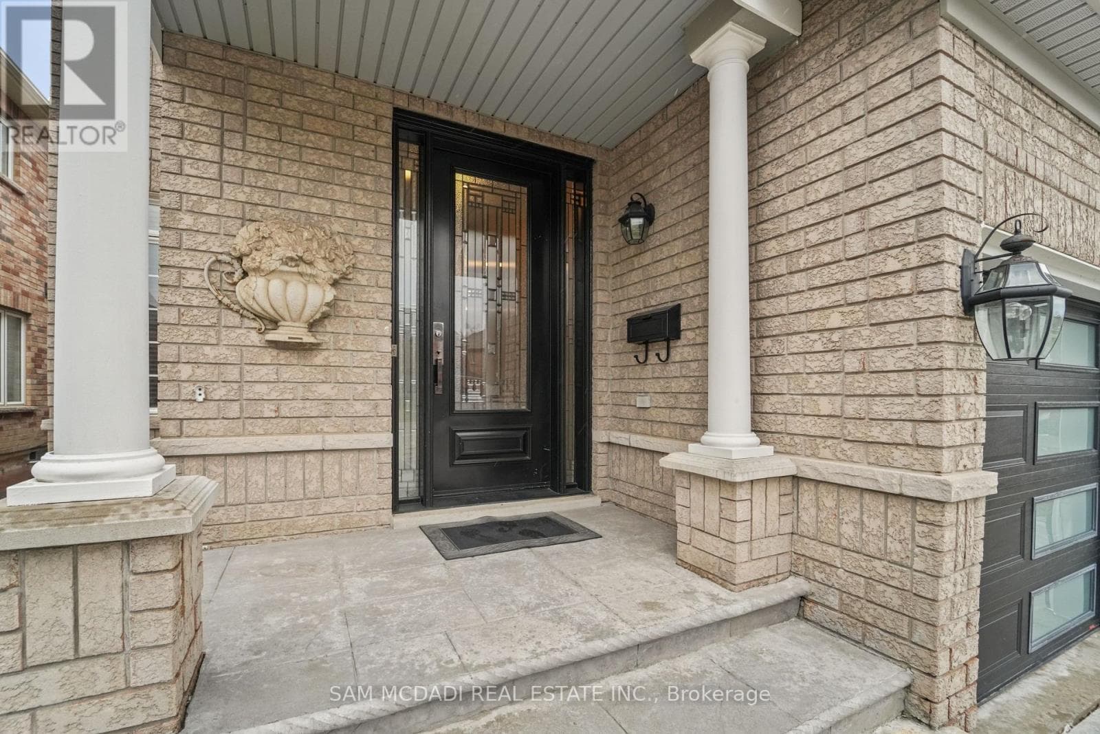 3352 ERIN CENTRE BOULEVARD photo 3