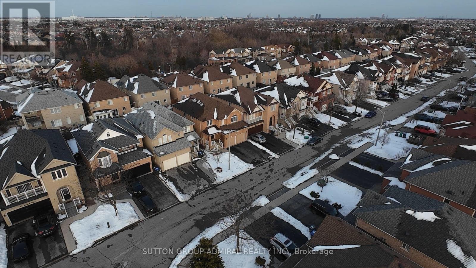 43 NEWARK WAY photo 4