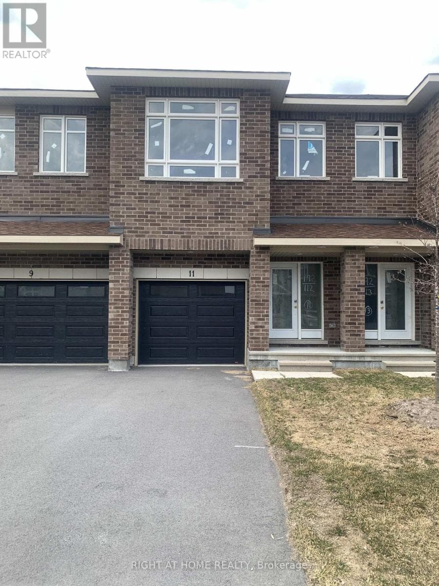 3 bed 3 bath single family at 11 WYLIE WAY — $569,000