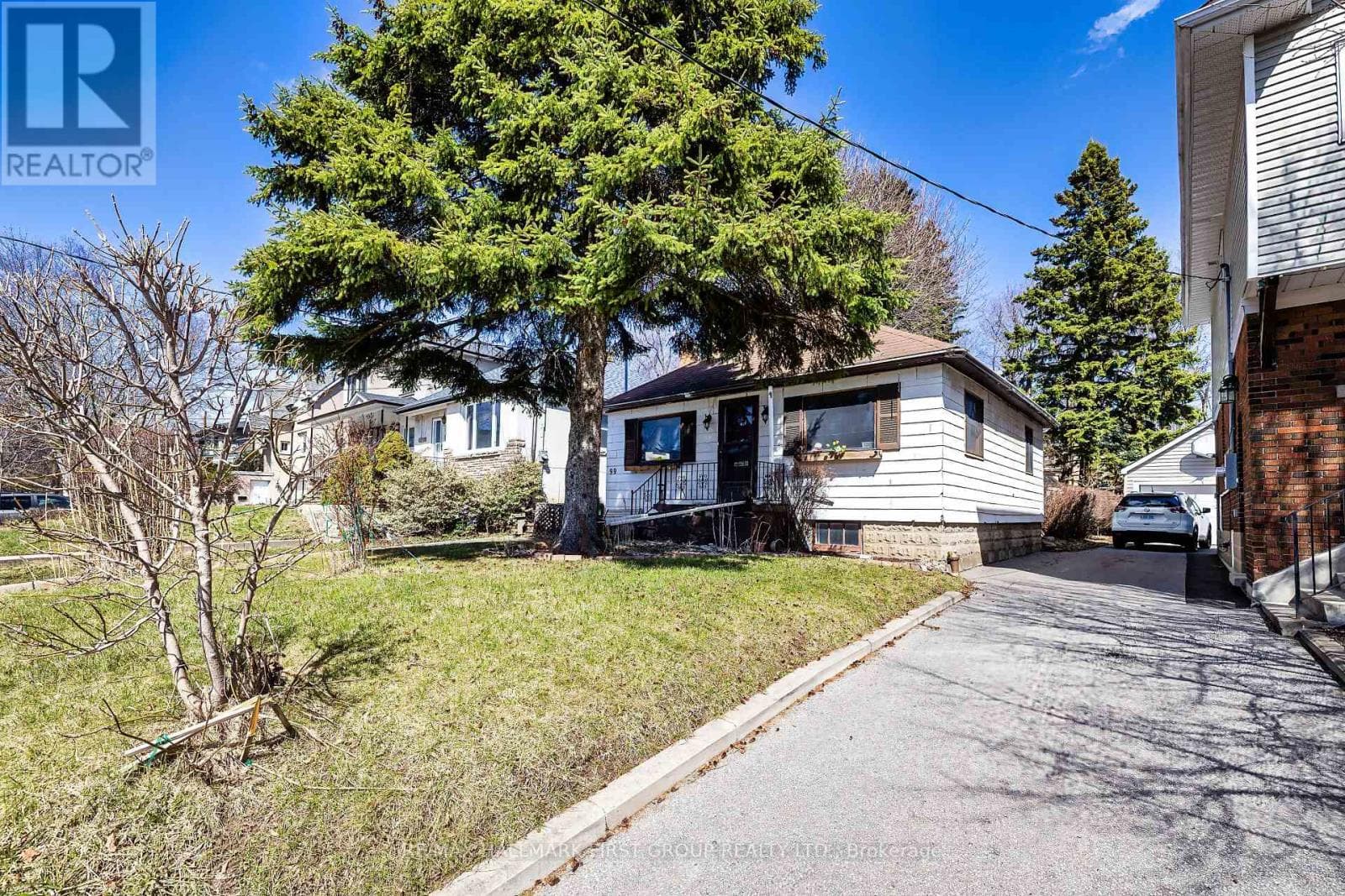 99 EASTVILLE AVENUE photo 3
