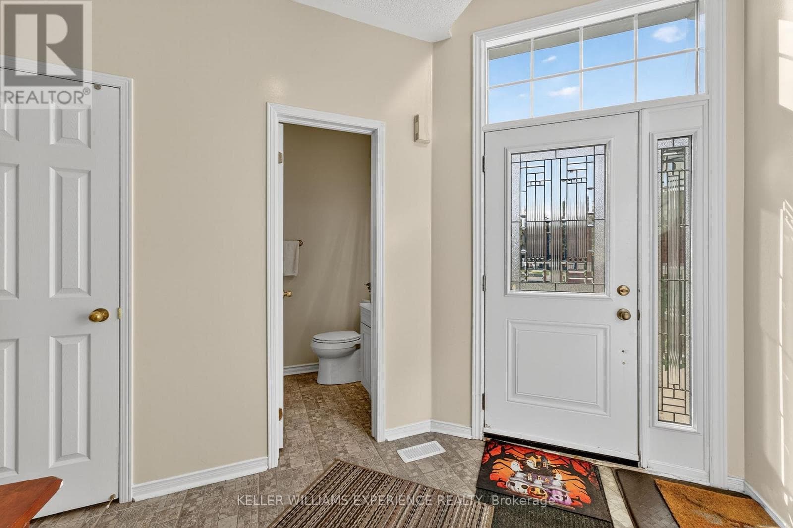 124 TUNBRIDGE ROAD photo 5